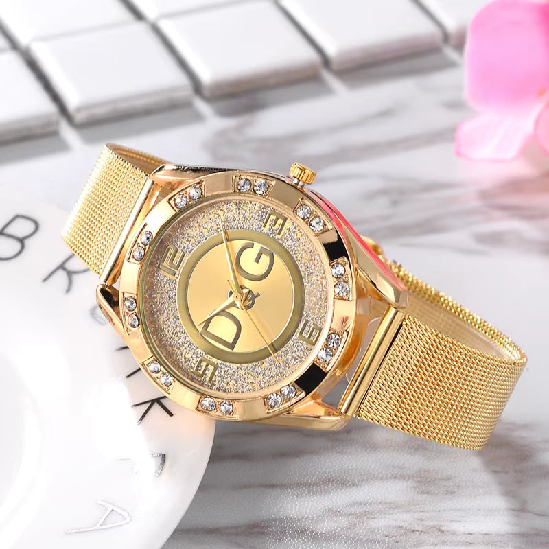 Montre Femme Dorée – Cadran Cristal & Bracelet Maille Luxe