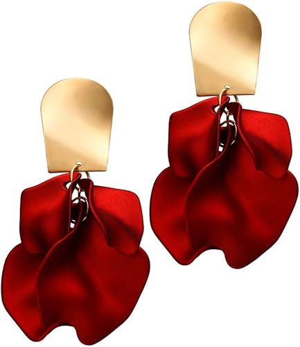 Boucles d’oreilles pétales rouges – finition dorée