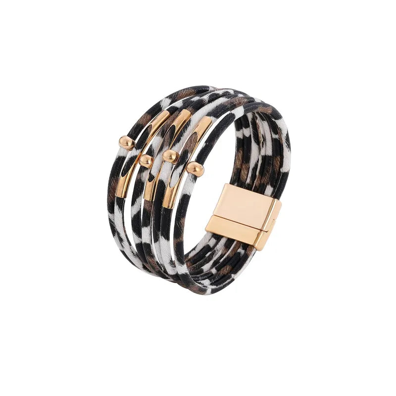 Bracelet Manchette “Wild Chic” – Multi-Rangs Léopard & Accents Dorés