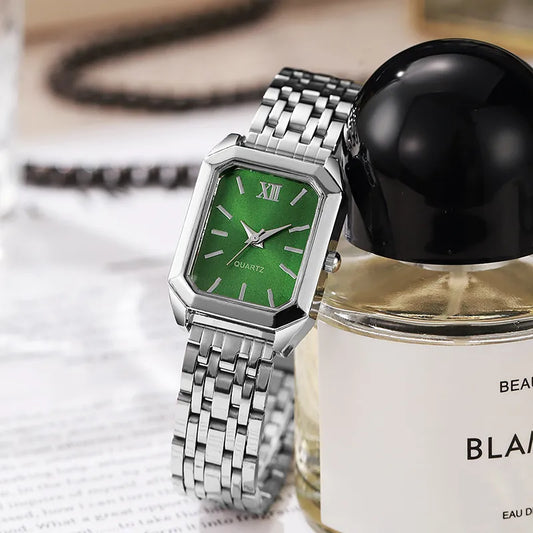 Montre Femme Élégante Rectangulaire – Acier Argenté & Cadran Vert Émeraude