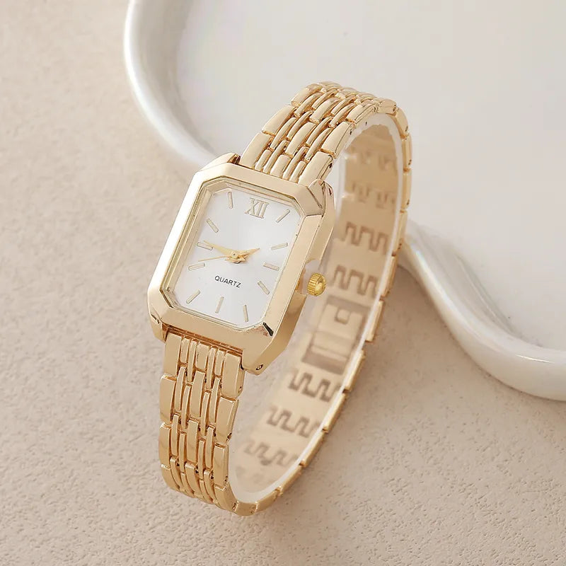 Montre Femme Élégance Dorée – Cadran Blanc Rectangulaire