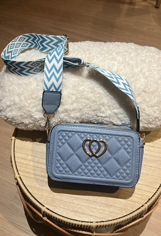 Sac à main Azur Matelassé – Élégance douce & esprit graphique