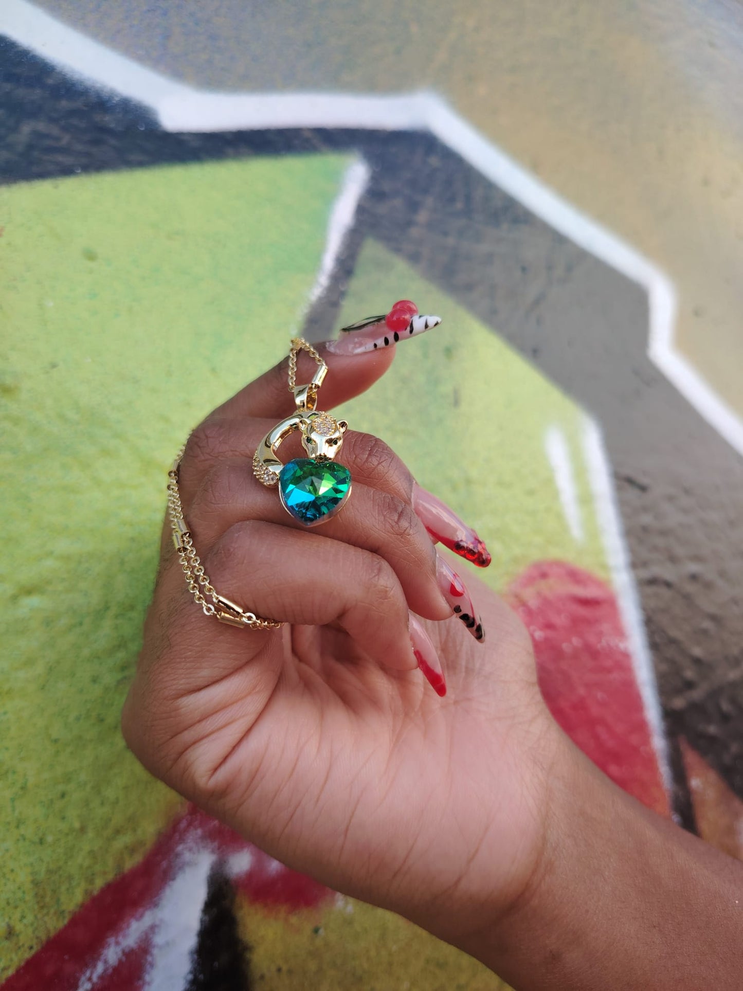 Collier Panthère & Cœur Vert Émeraude