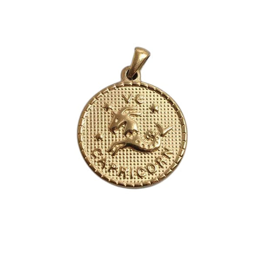 Pendentif médaillon signe Capricorne – plaqué or 18K
